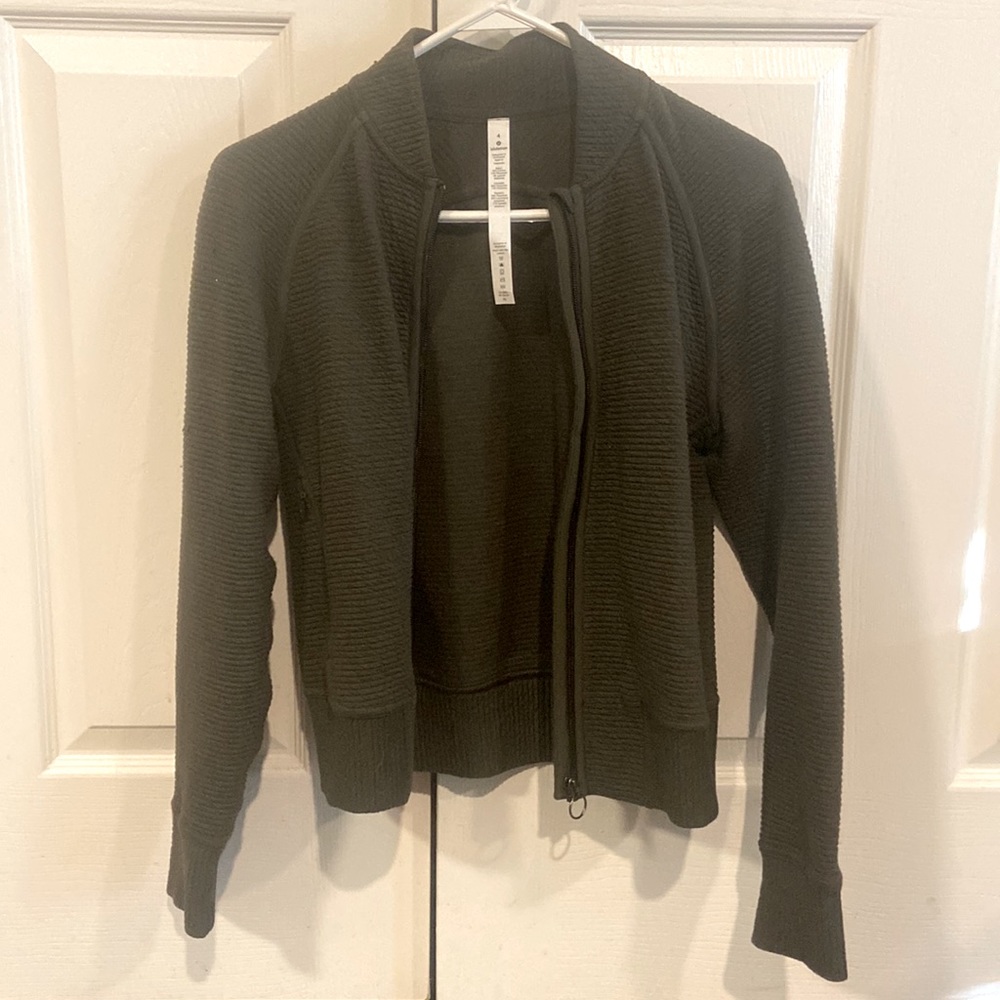 Lululemon Olive Cropped Jacket